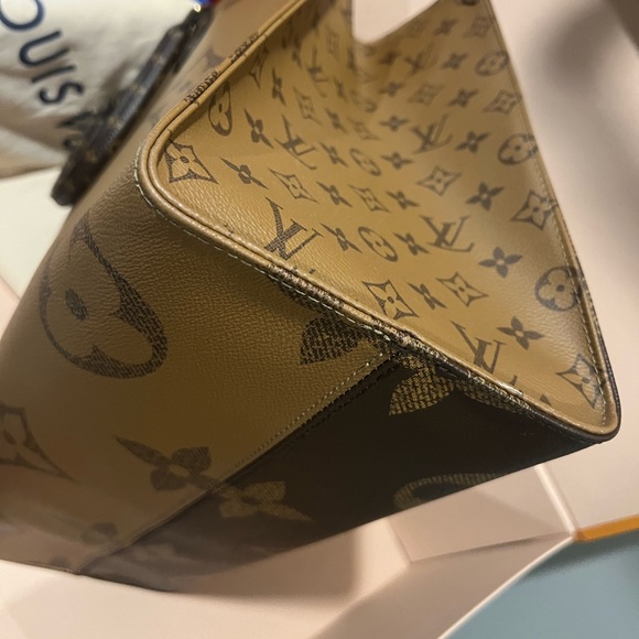 Louis Vuitton Reverse on the go monogram large bag - Gorgeous! - Picture 15 of 16